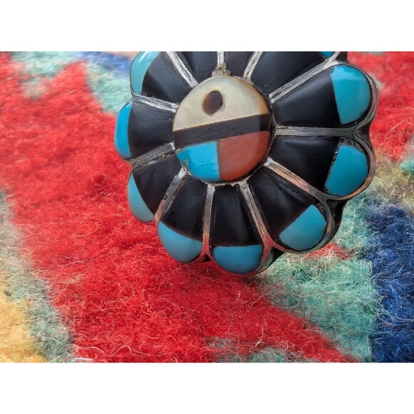 Vintage Sterling Silver Zuni Sunface Ring: Southwestern Inlay Ring - Picture 8 of 13